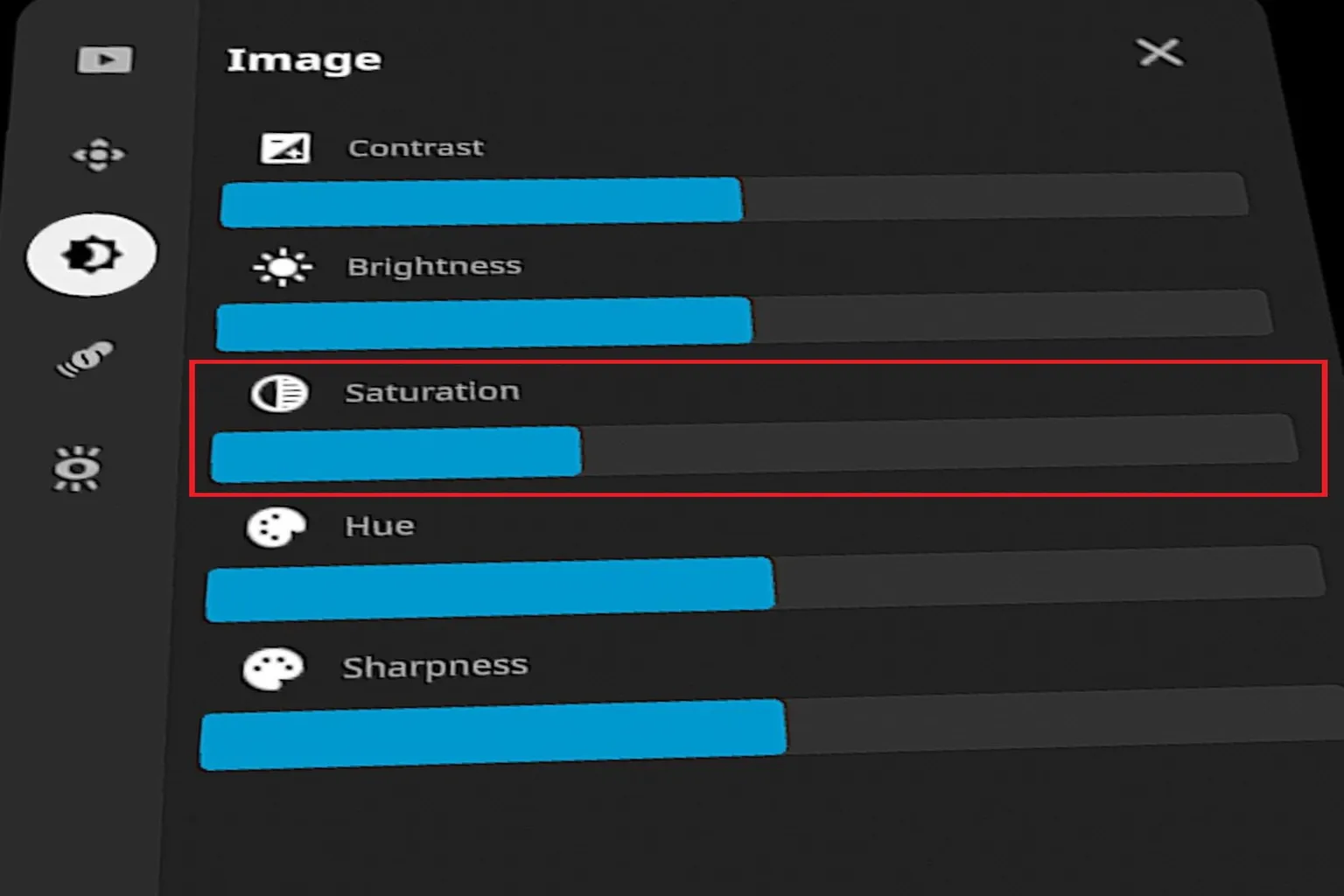 SLRプレーヤーの彩度(Saturation)調整画面。映像設定メニューの操作スライダーが表示されている